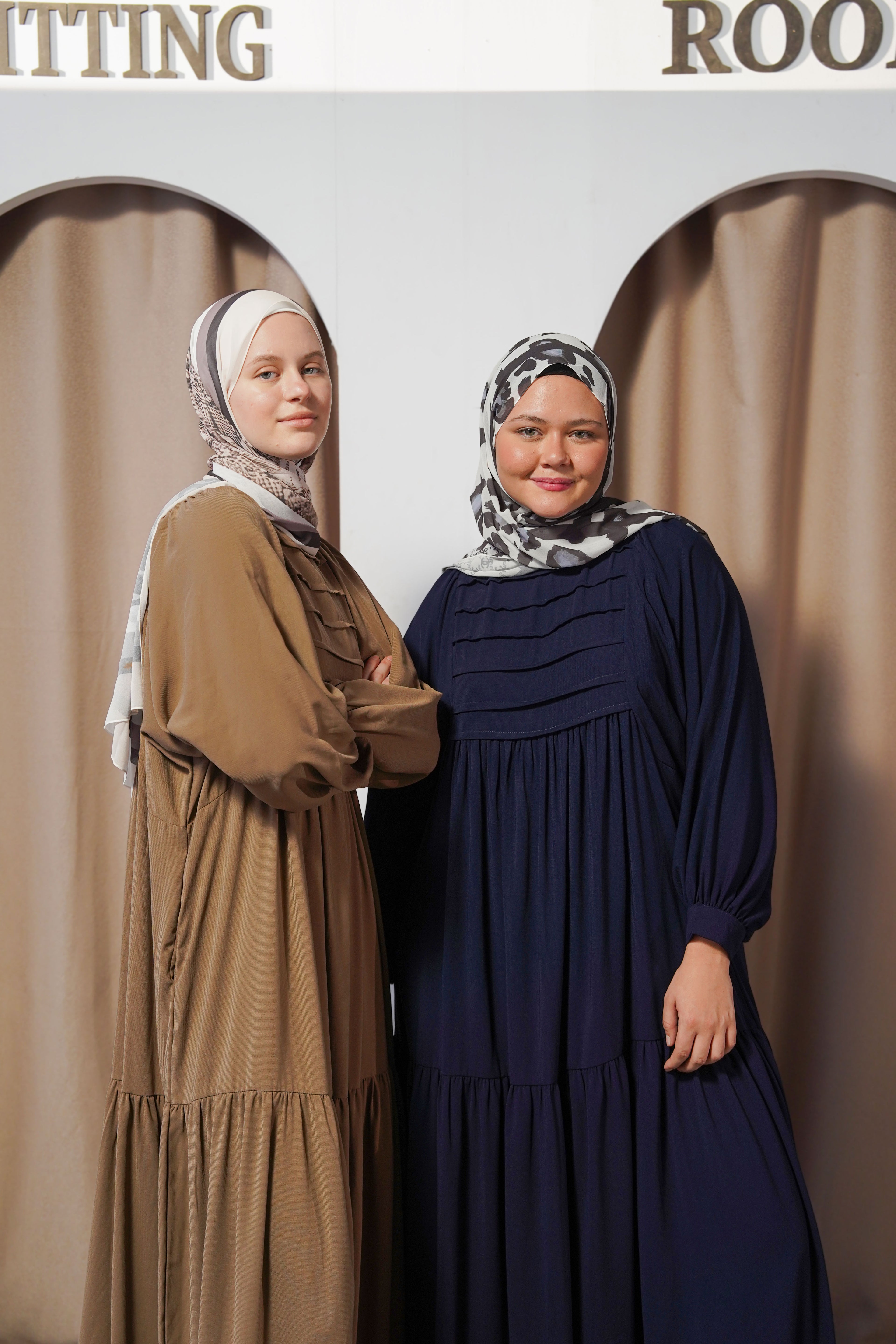 Flowra Abaya